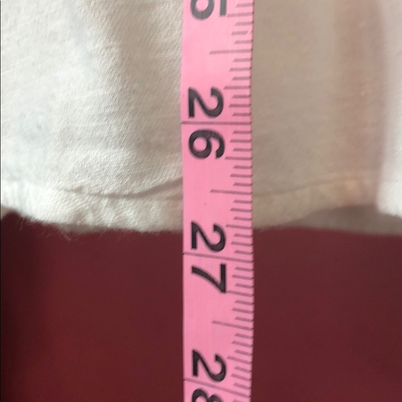 Very versatile white nubby cotton halter top - Picture 3 of 4